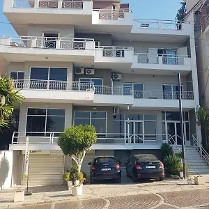 Olivias Center Sarandë