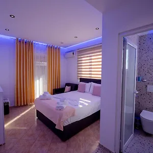 Veli Brothers Sarandë